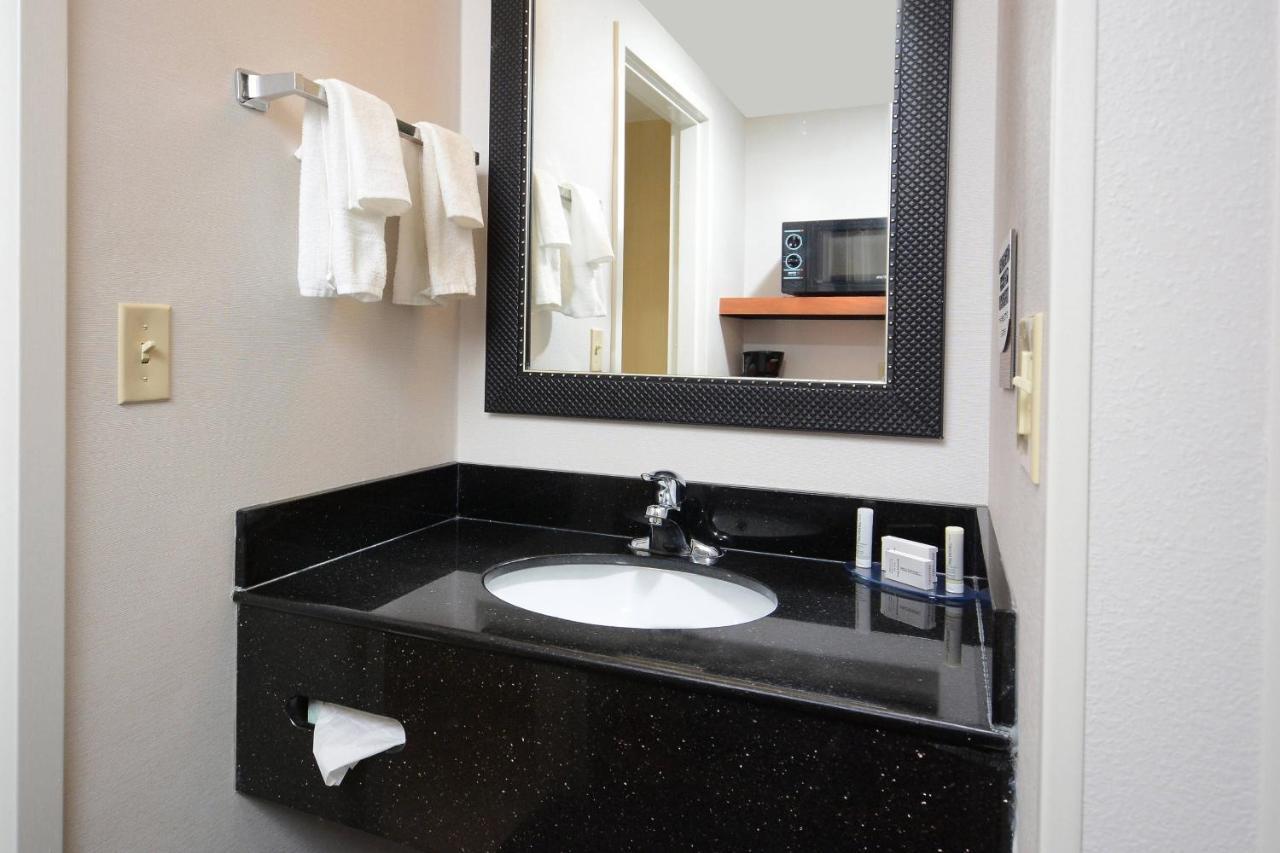 Fairfield Inn & Suites By Marriott Charlottesville North Zewnętrze zdjęcie